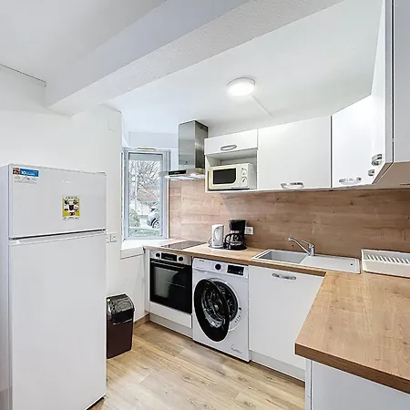 Cosy Proche Thermes Et Centre-ville Avec Terrasse, Animaux Acceptes - - Fr-1-451-67 Apartment Lamalou-les-Bains
